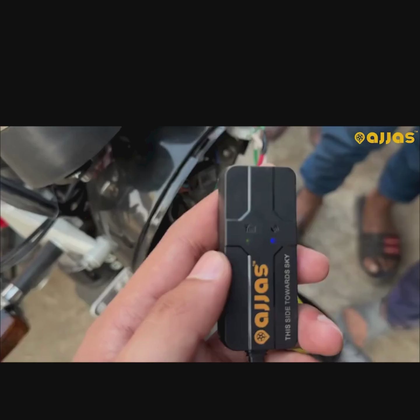 Ajjas Lite - Wired GPS Tracker for Car and Bike